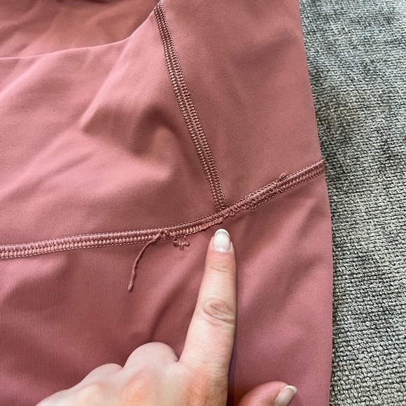 Lululemon Dusty Pink High-Waisted Leggings, Size 6 - Picture 2 of 4